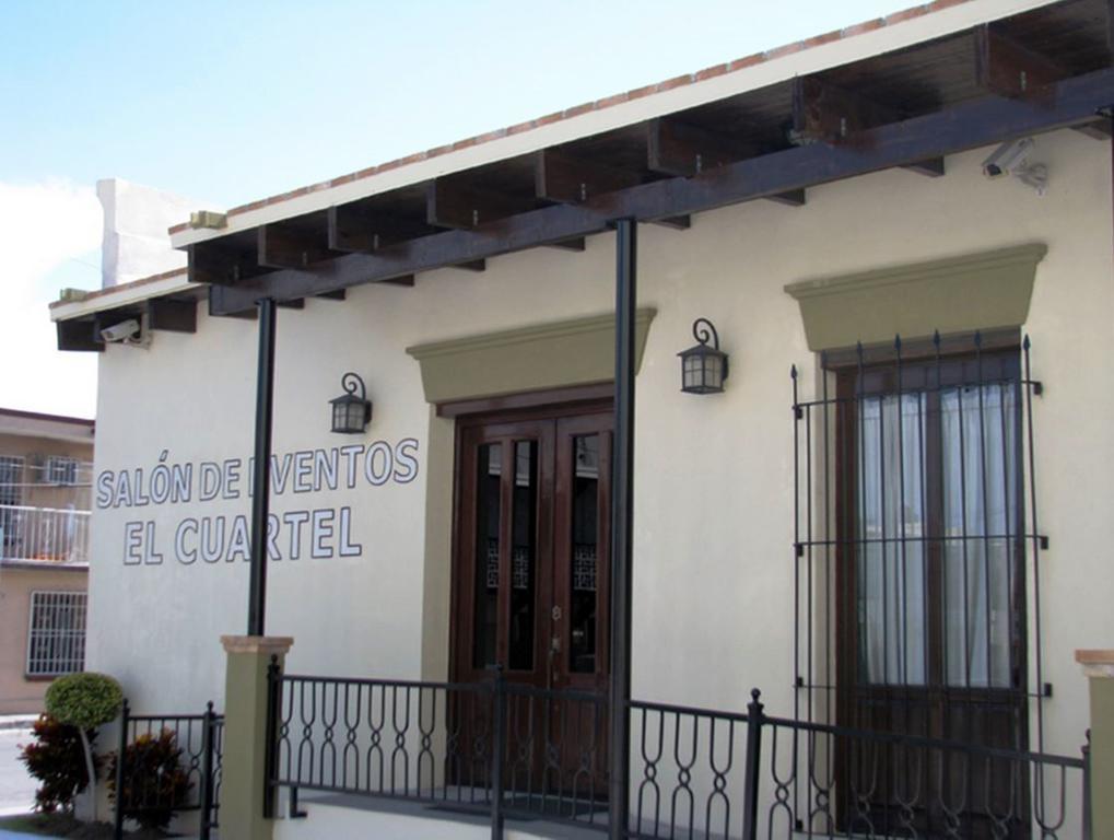 Hotel Alameda Express Matamoros  Exterior photo