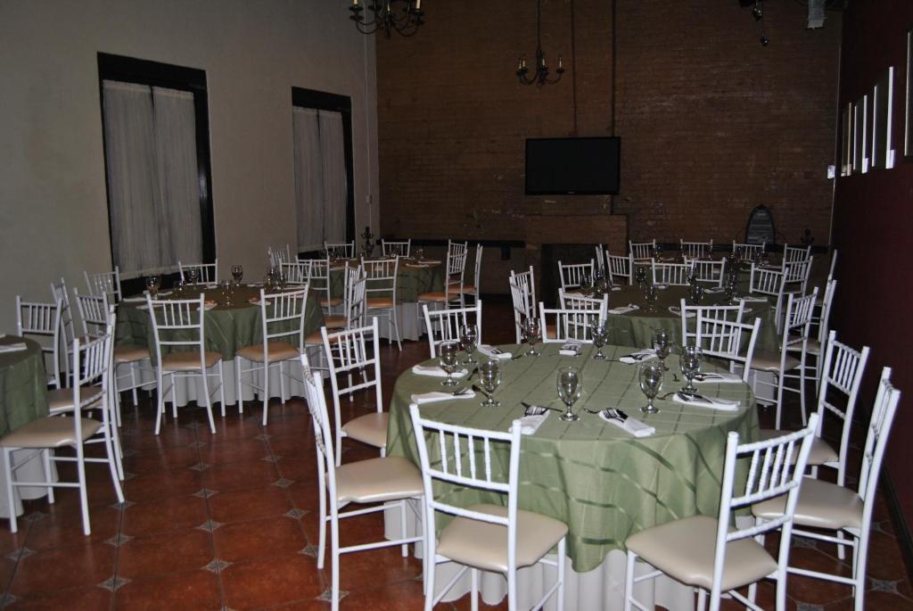 Hotel Alameda Express Matamoros  Exterior photo
